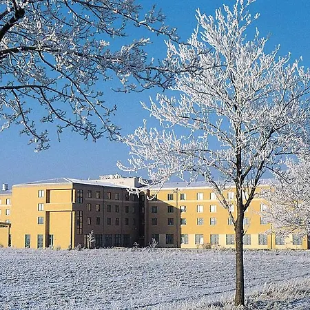 H+ Hotel 4*