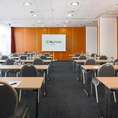 מלון Sunday Hotel Hannover 4*