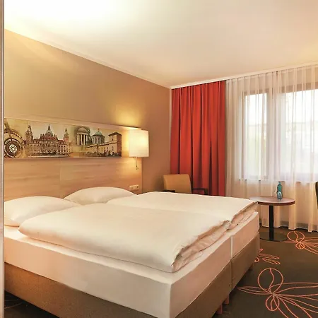 Sunday Hotel Hannover הנובר