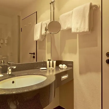 H+ Hotel 4*