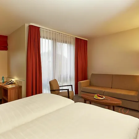 מלון H+ הנובר