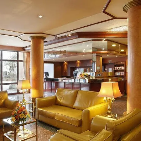 H+ Hotel 4*