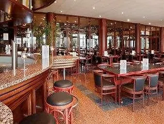 מלון H+ הנובר